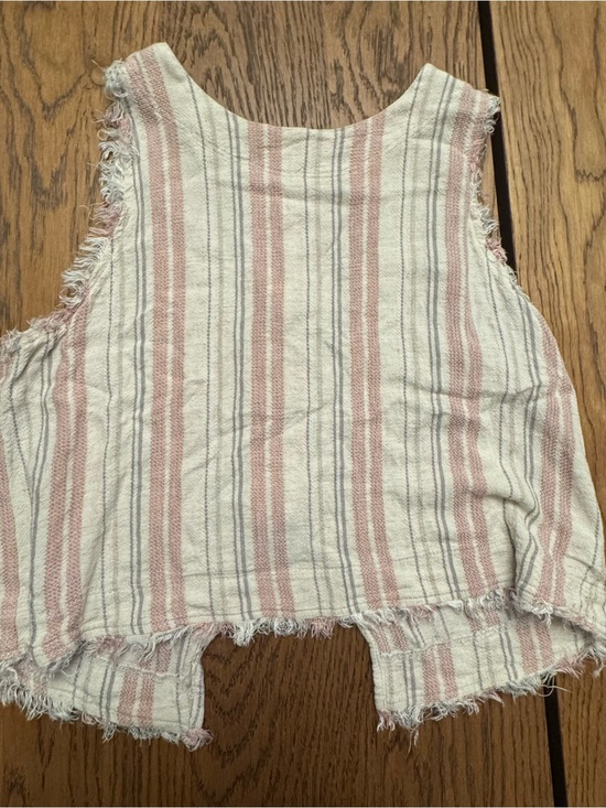 cloth & stone Tops - Anthropologie Cloth & Stone Striped Button‎ Back Top Linen Blend Crop Fray Tank